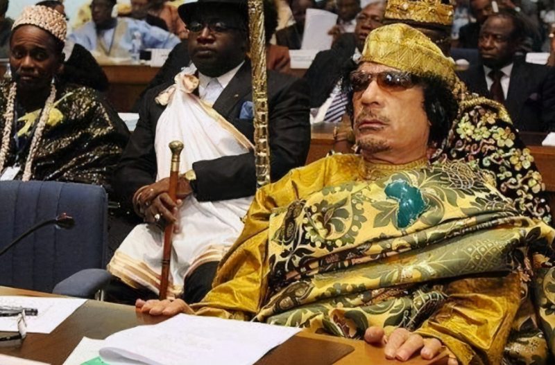 卡扎菲为什么被推翻（揭秘卡扎菲政权覆灭全过程）-30