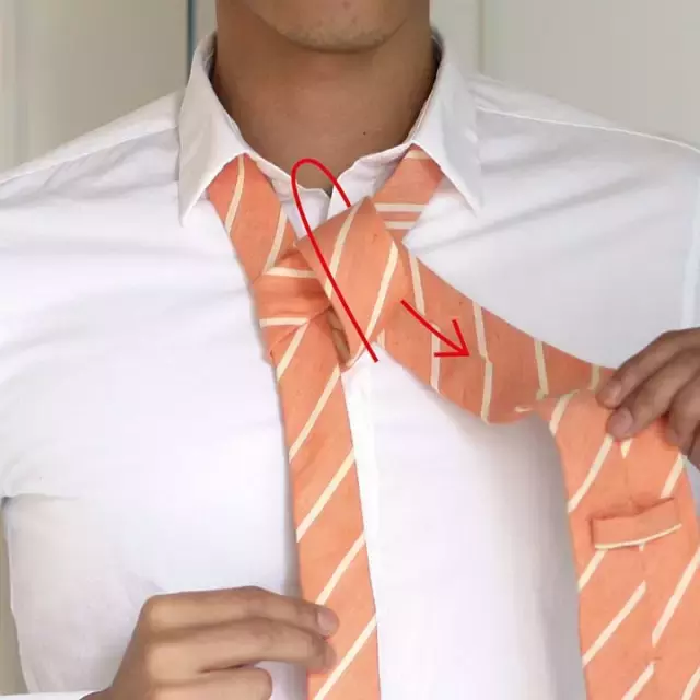 懒人领带怎么系（上班族必学最简单的系领带方法图片）-8