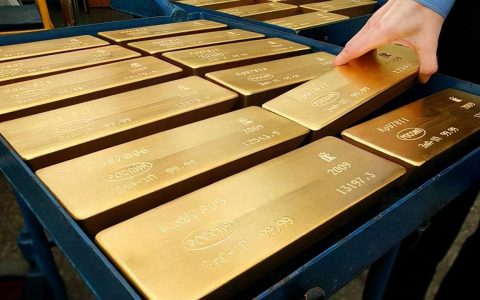 中国黄金储备多少吨位居世界第几位（一分钟了解我国的黄金储备排名）